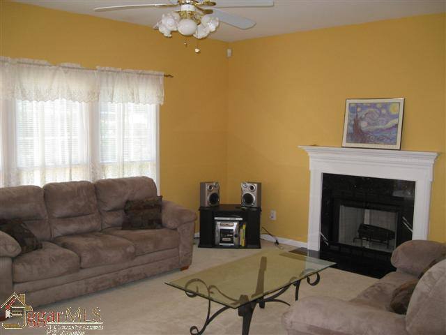 19 South Cedarbluff Court Greer, SC 29650 - Photo 11 of 17 Gallery Image 11