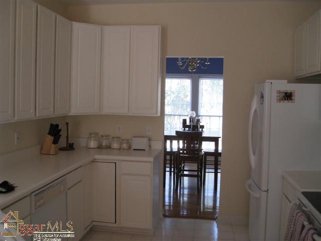 19 South Cedarbluff Court Greer, SC 29650 - Photo 10 of 17 Gallery Image 10