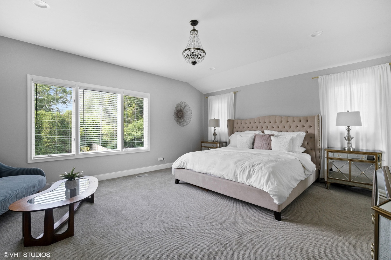 590 Old Elm Road Highland Park, IL 60035 - Photo 22 of 28 a bedroom with a bed and a window