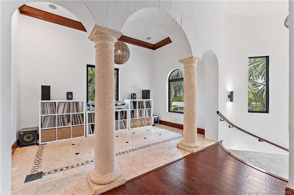 15 Middle Road Sewall's Point, FL 34996 - Photo 24 of 61