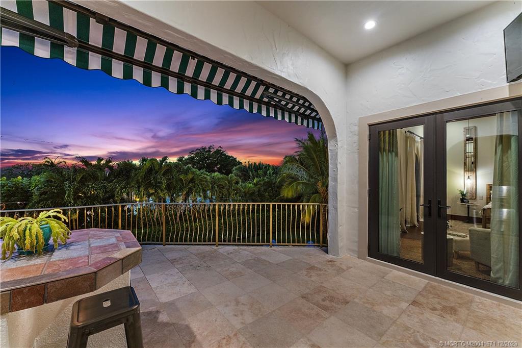 15 Middle Road Sewall's Point, FL 34996 - Photo 56 of 61 a view of a balcony