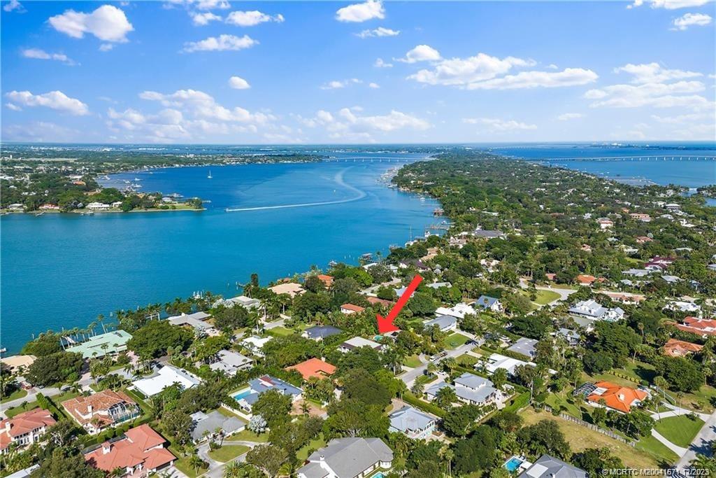 15 Middle Road Sewall's Point, FL 34996 - Photo 8 of 61