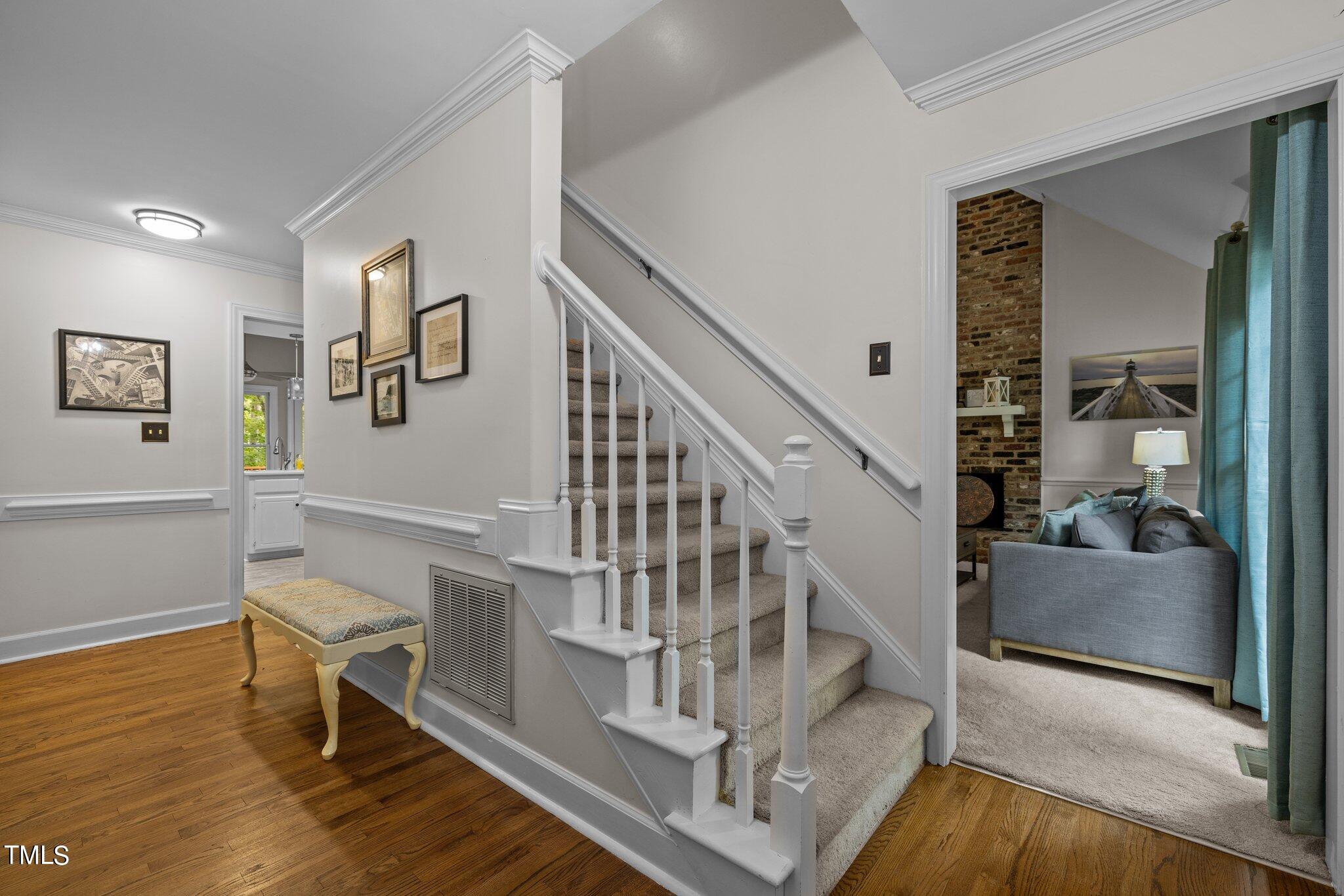 7916 Hilburn Drive Raleigh, NC 27613 - Photo 4 of 24 10-web-or-mls-5Z8A9249