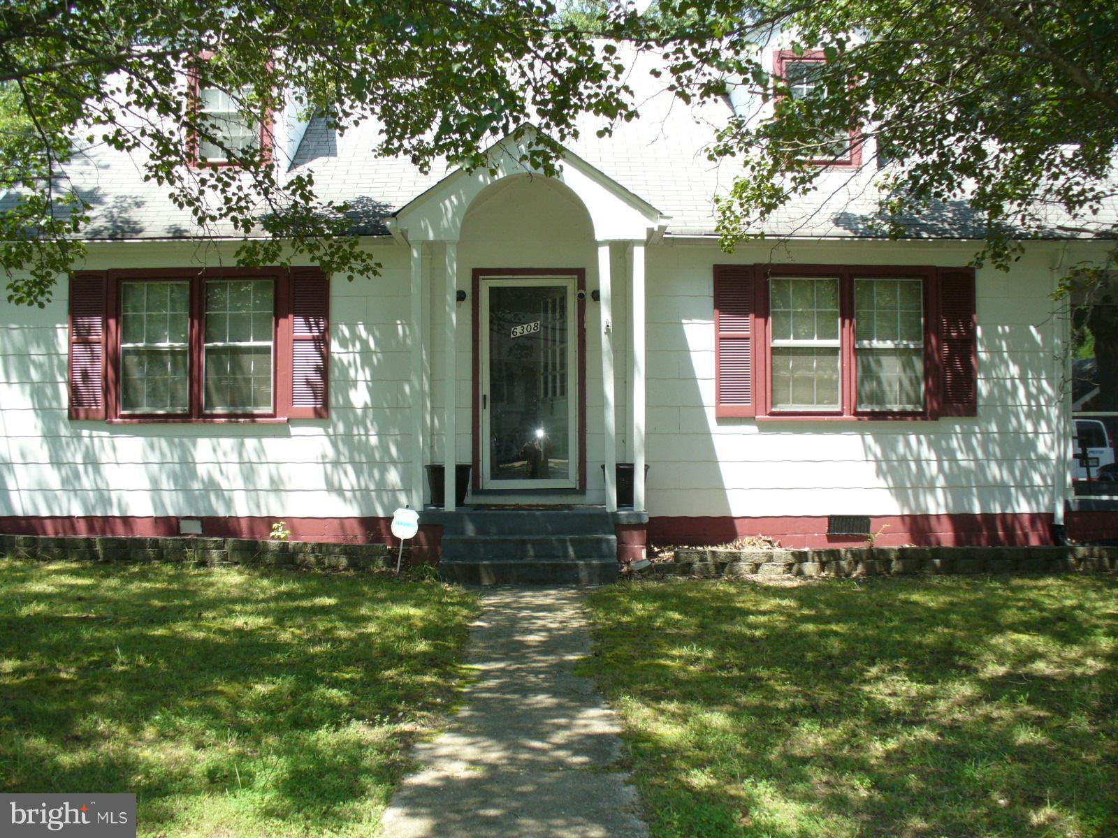 6308 Woodley Road Clinton, MD 20735 - Photo 1 of 7 Exterior (Front)