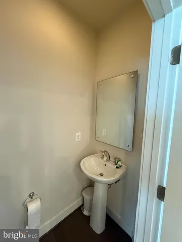 $4,800 | 6611 Eames Way, Bethesda, MD 20817