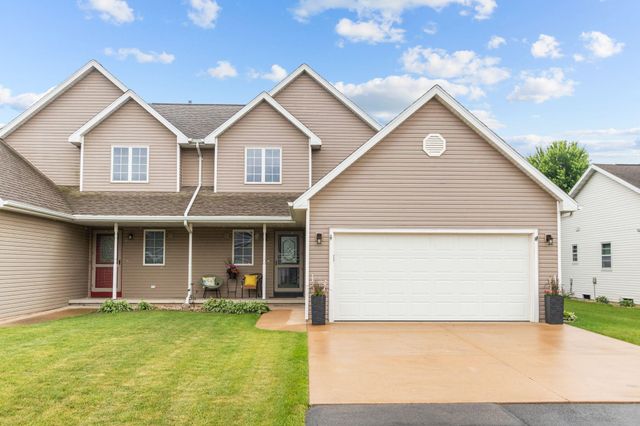 $310,000 | W5117 Blue Heron Court, Sherwood, WI 54169