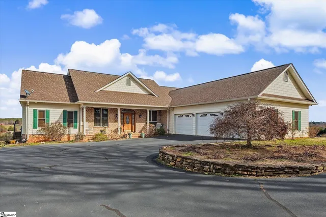 $1,000,000 | 122 Skyview Drive, Walhalla, SC 29691