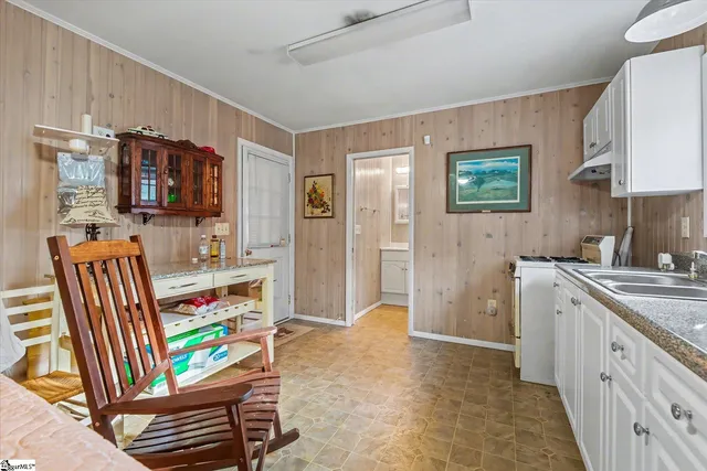 $1,000,000 | 122 Skyview Drive, Walhalla, SC 29691