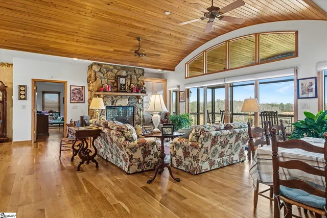 $1,000,000 | 122 Skyview Drive, Walhalla, SC 29691