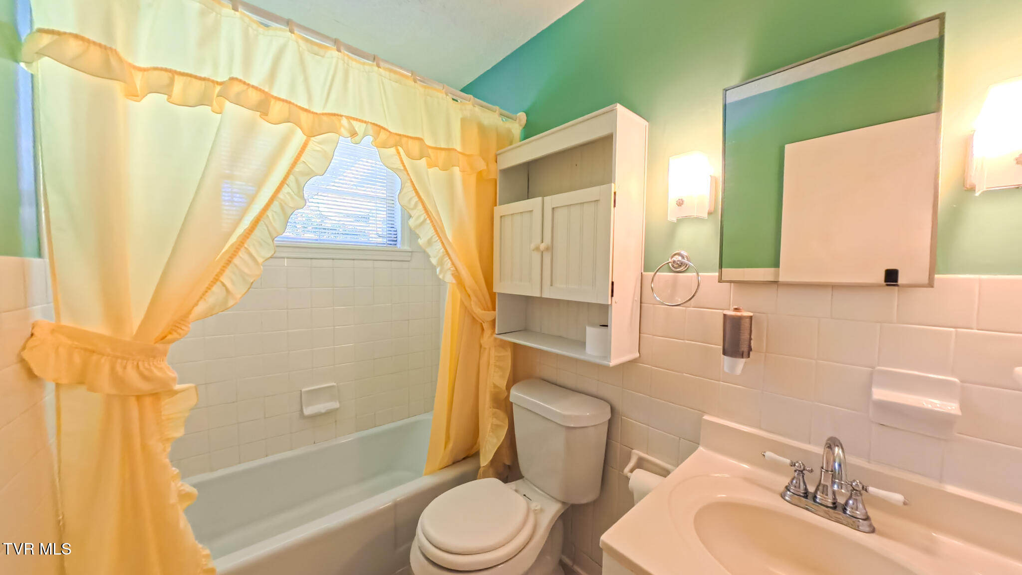 212 Hemlock Road Bristol, TN 37620 - Photo 22 of 23 IMG_20251014_145512_00_042