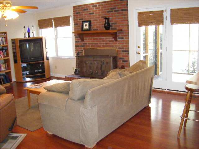 171 Circle Road Greer, SC 29651 - Photo 5 of 25 Gallery Image 5