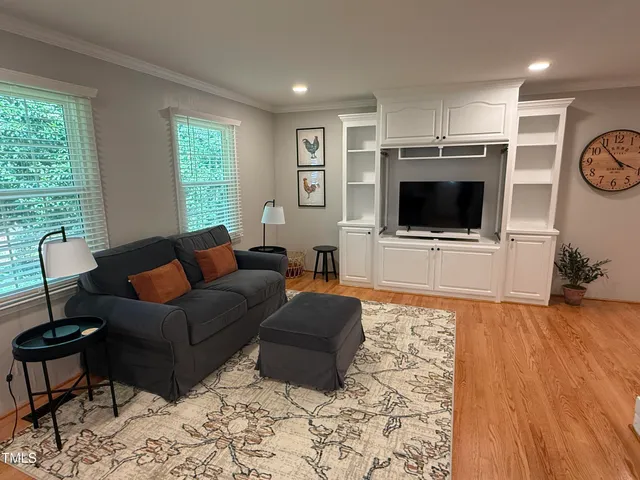 $3,500 | 419 Emerson Drive, Raleigh, NC 27609