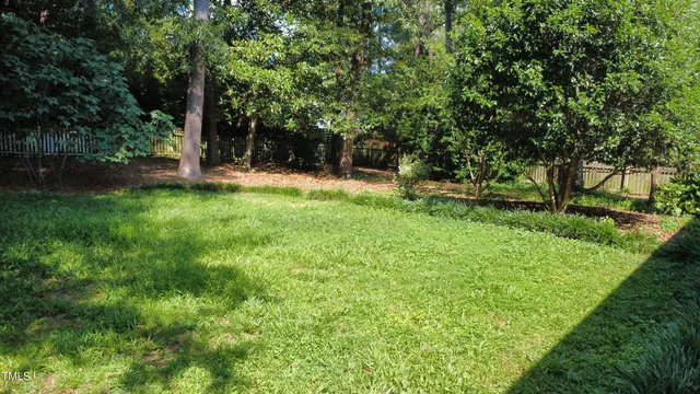 $3,500 | 419 Emerson Drive, Raleigh, NC 27609