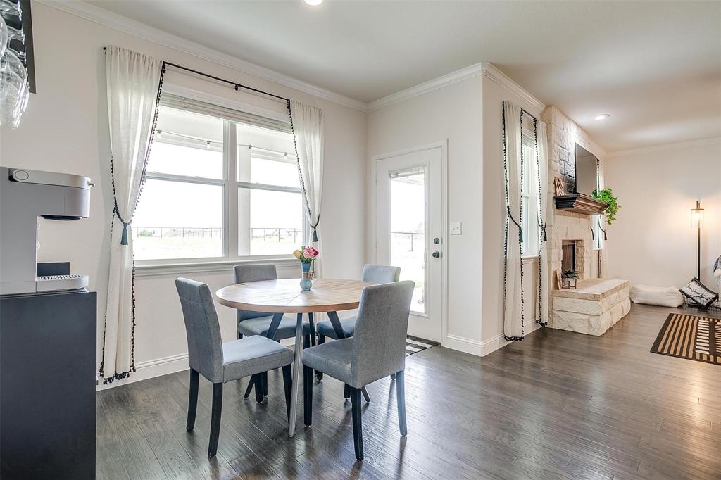 340 Sanger Drive Springtown, TX 76082 - Photo 17 of 36