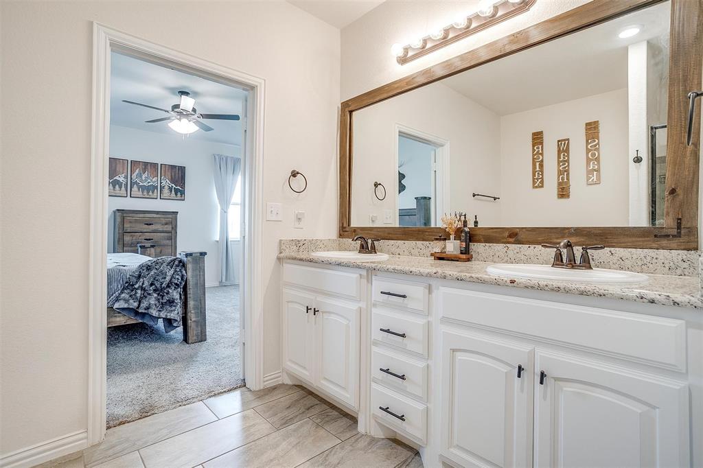 340 Sanger Drive Springtown, TX 76082 - Photo 20 of 36