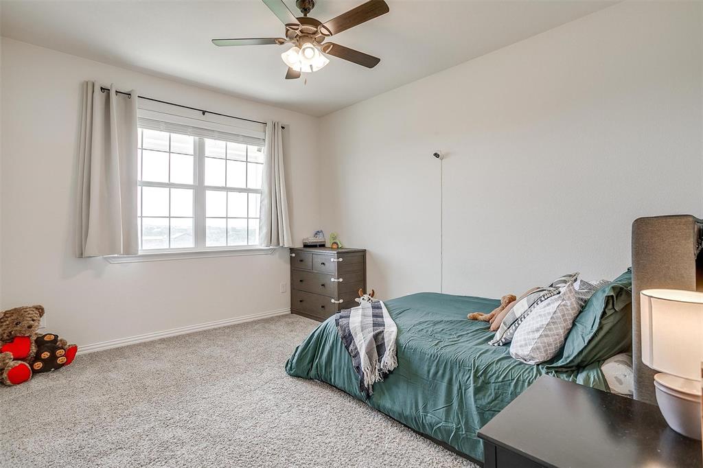 340 Sanger Drive Springtown, TX 76082 - Photo 22 of 36