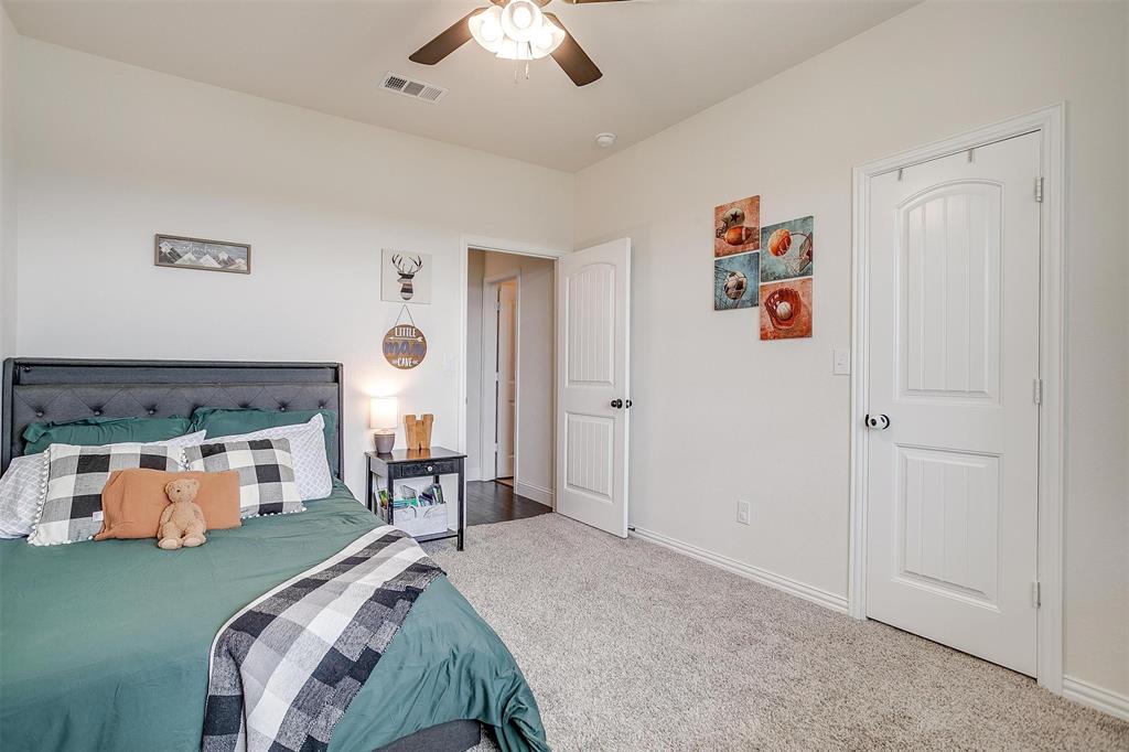 340 Sanger Drive Springtown, TX 76082 - Photo 23 of 36