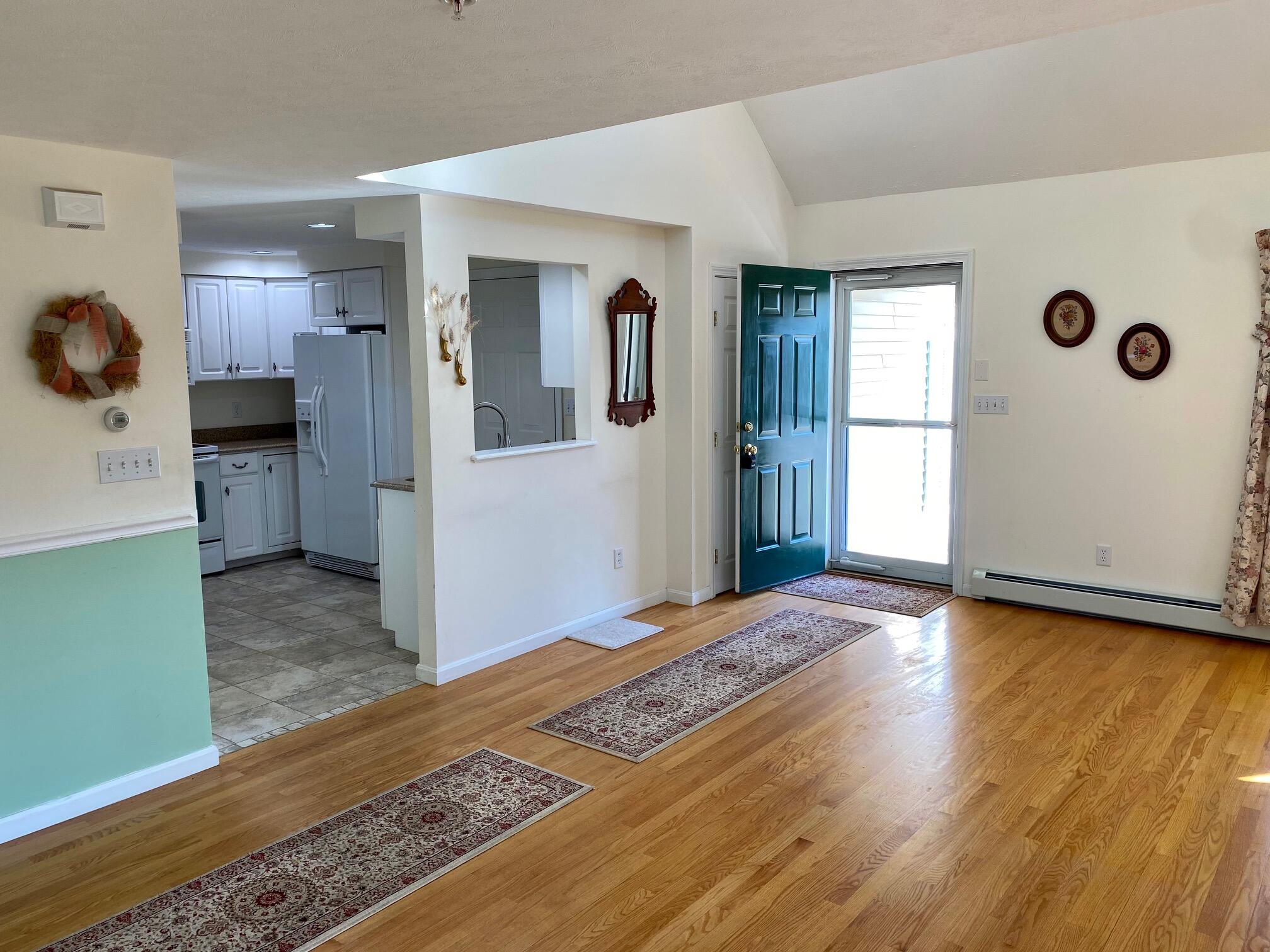 15 Ridgefield Drive, Unit 53 Gorham, ME 04038 - Photo 8 of 47 1 (10)