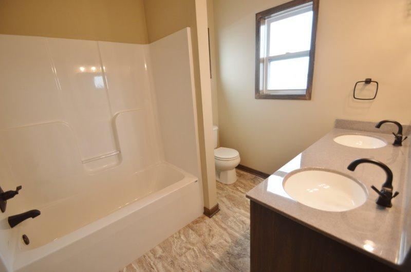 371 Staples Road Osceola, WI 54020 - Photo 14 of 27 Gallery Image 14