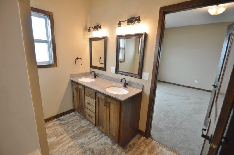 371 Staples Road Osceola, WI 54020 - Photo 15 of 27 Gallery Image 15