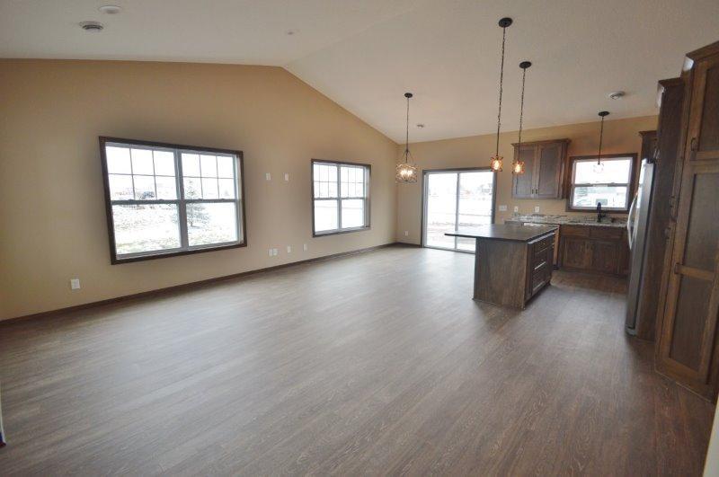 371 Staples Road Osceola, WI 54020 - Photo 8 of 27 Gallery Image 8