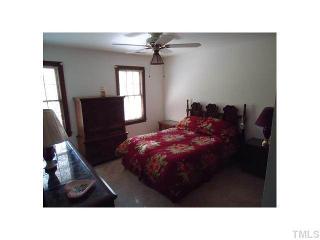 10117 Peridot Lane Raleigh, NC 27615 - Photo 13 of 19 Photo 13