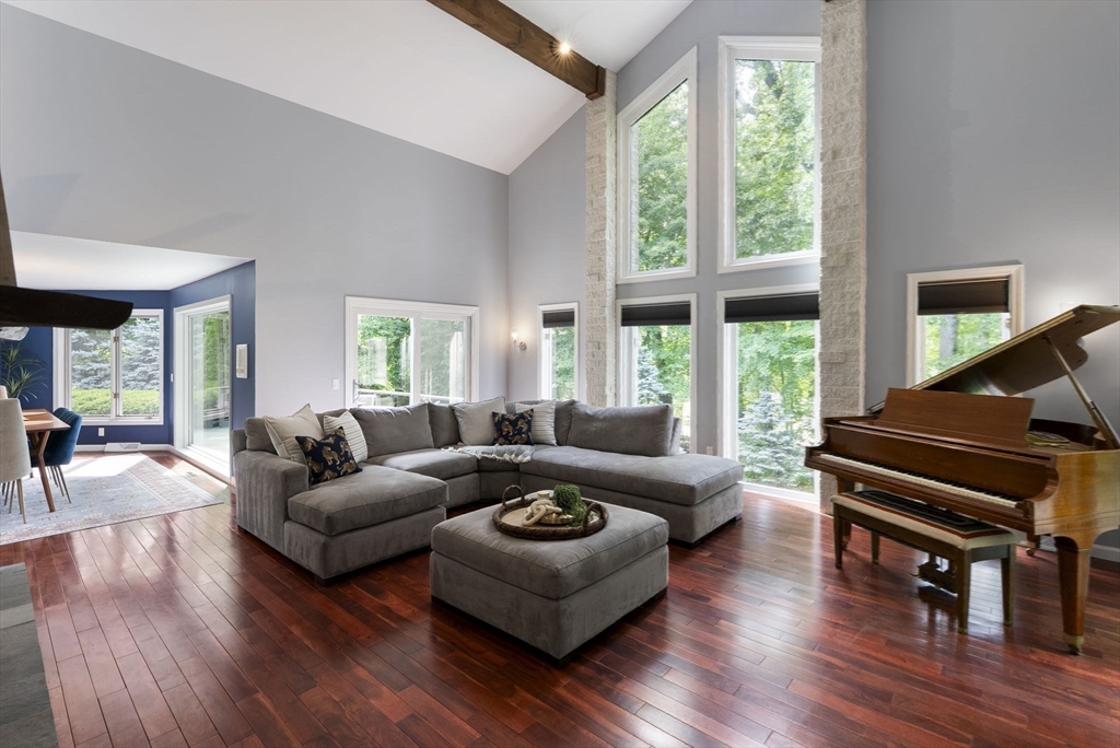 550 Wolf Swamp Road Longmeadow, MA 01106 - Photo 13 of 42