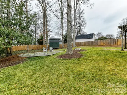 $525,000 | 5900 Cabotwood Lane, Charlotte, NC 28212