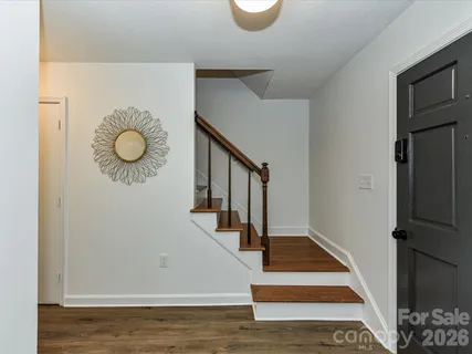 $525,000 | 5900 Cabotwood Lane, Charlotte, NC 28212