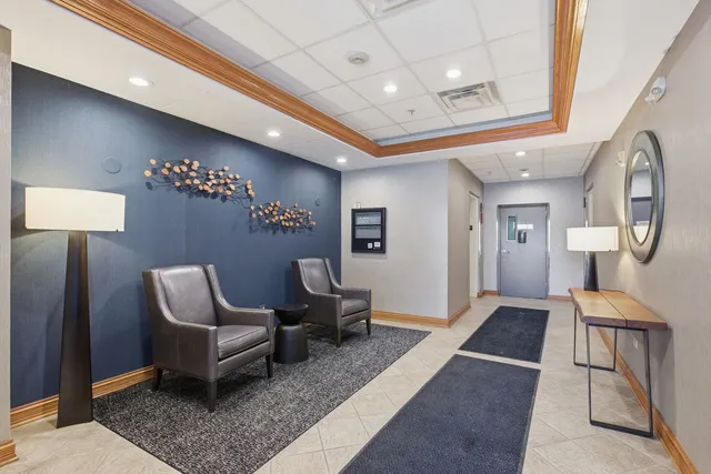 $345,000 | 5055 Madison Street, Unit 507, Skokie, IL 60077