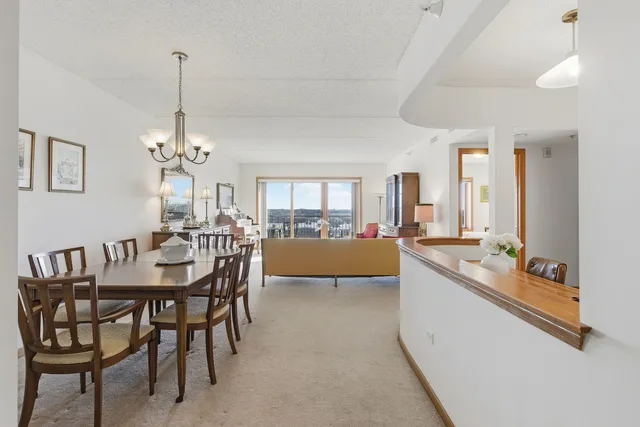 $345,000 | 5055 Madison Street, Unit 507, Skokie, IL 60077