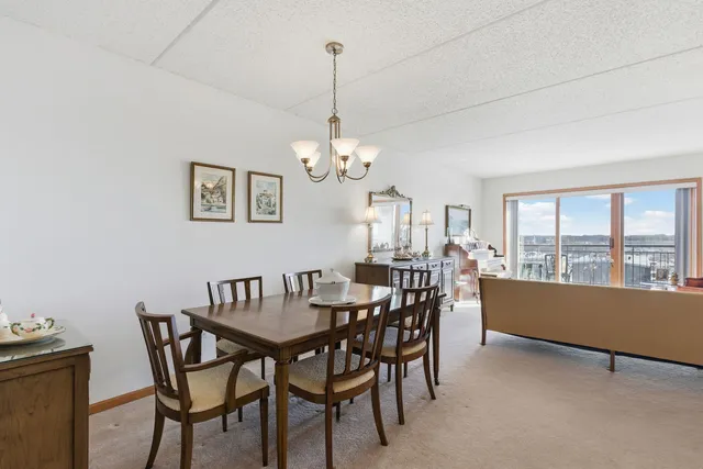 $345,000 | 5055 Madison Street, Unit 507, Skokie, IL 60077