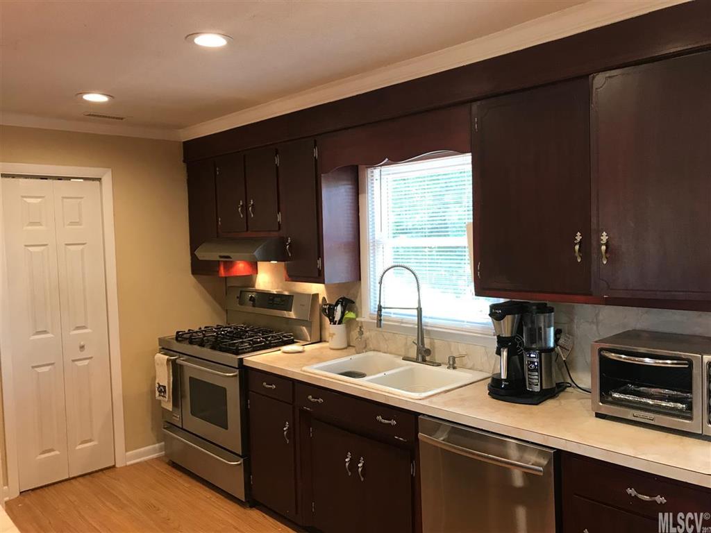 3881 Summerow Road Maiden, NC 28650 - Photo 20 of 25 Gallery Image 20
