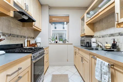 $419,000 | 78 Glenville Avenue, Unit 7, Boston, MA 02134