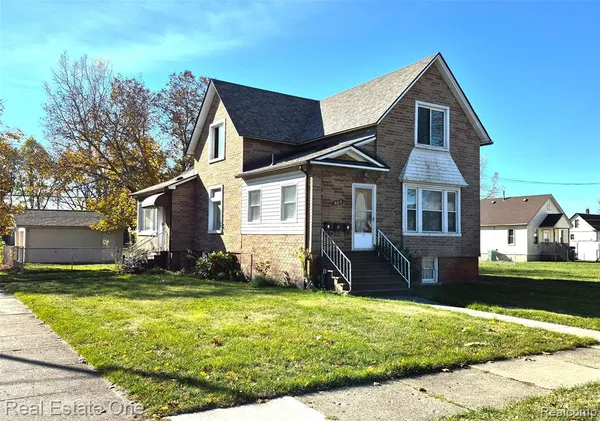 $199,999 | 505 Forest Street, Wyandotte, MI 48192