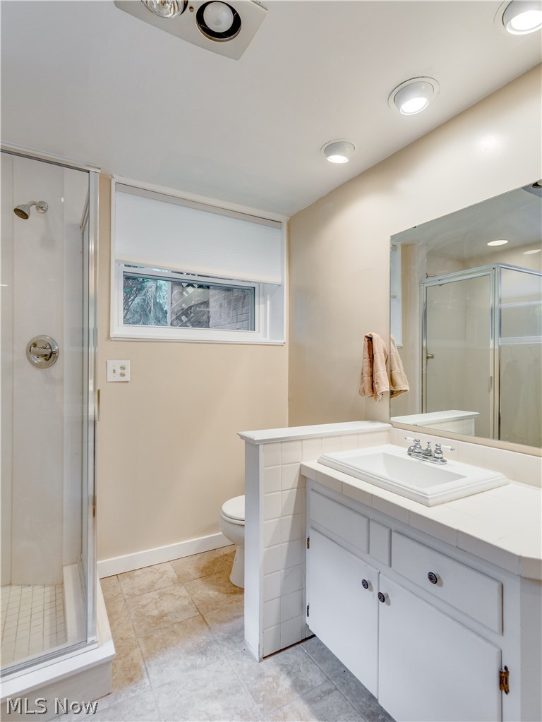 356 Crystal Lake Road Akron, OH 44333 - Photo 20 of 30 Gallery Image 20