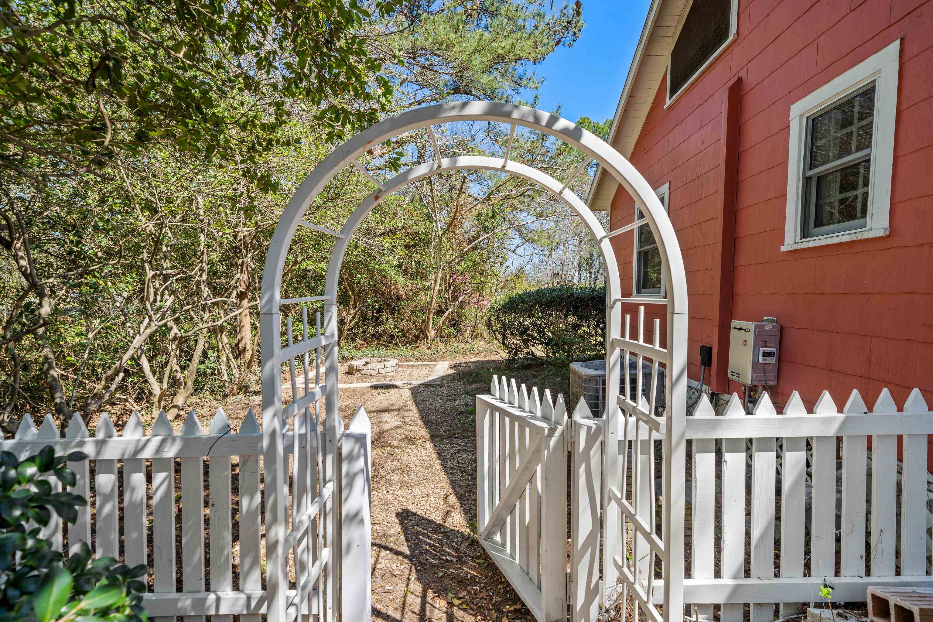 801 North Pine Street Foley, AL 36535 - Photo 22 of 27