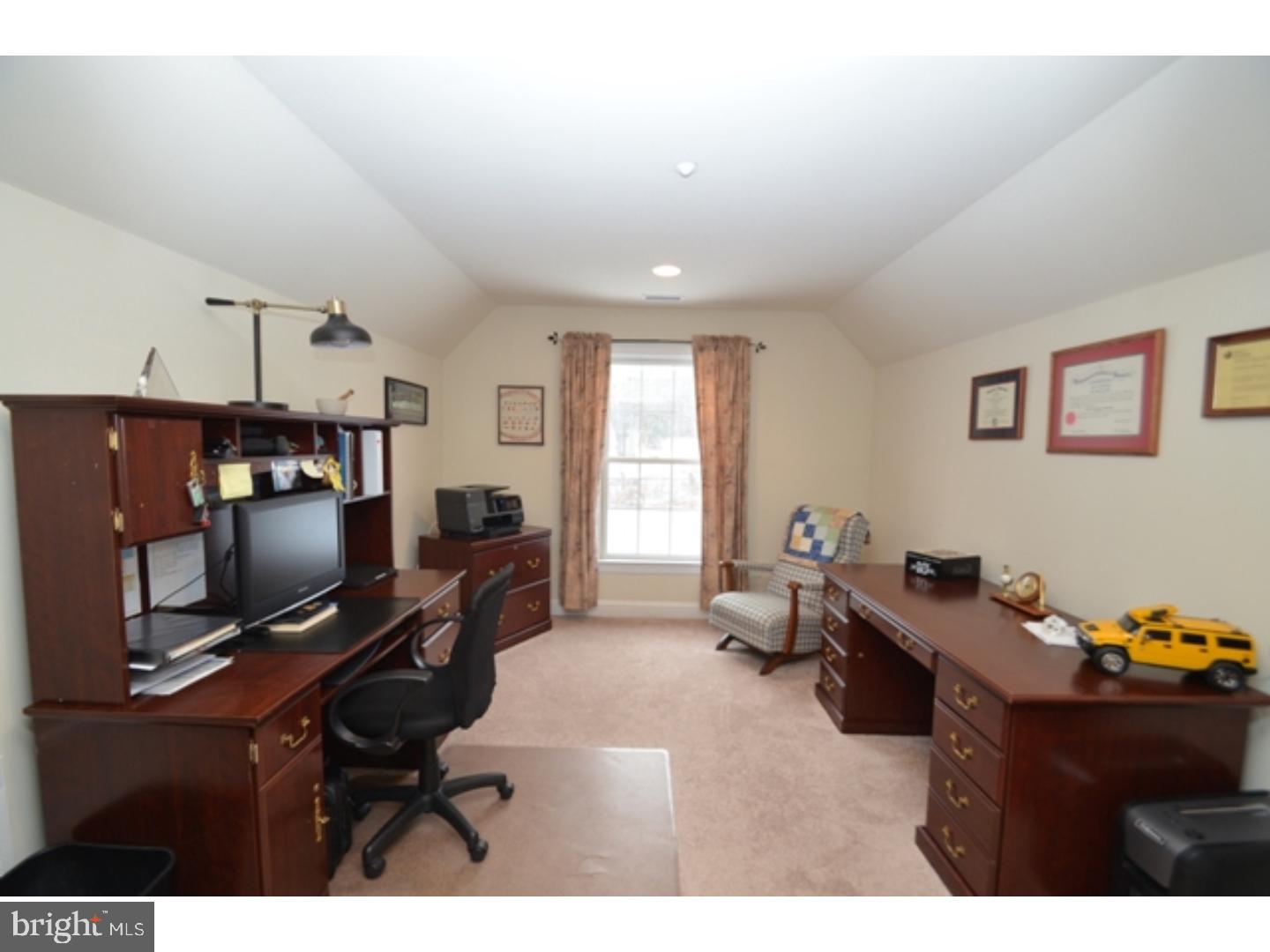5289 Ridgeview Drive Doylestown, PA 18902 - Photo 15 of 25 Office / Study