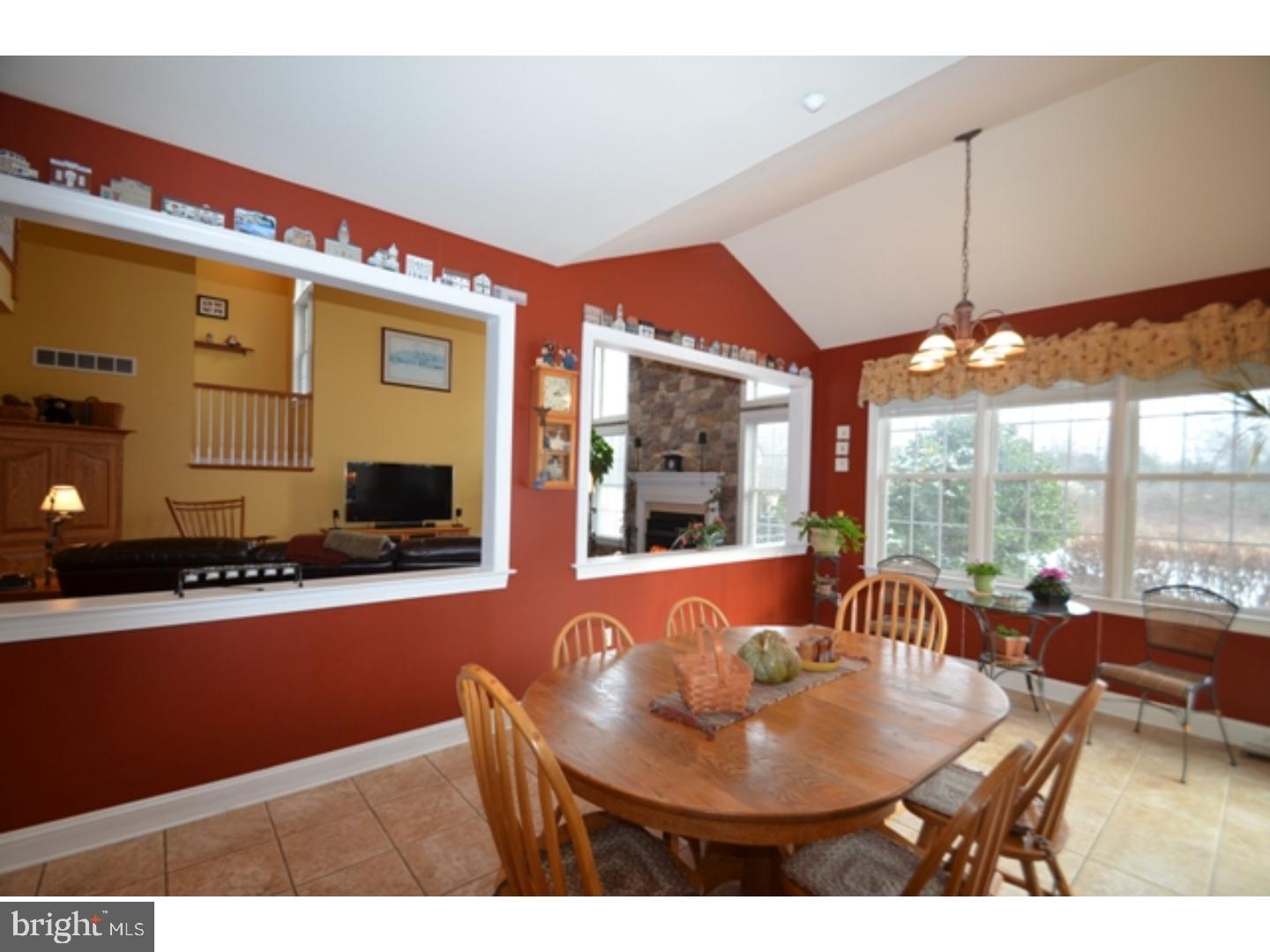 5289 Ridgeview Drive Doylestown, PA 18902 - Photo 3 of 25 Gallery Image 3