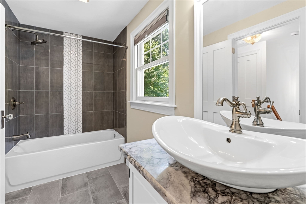 33 Rattle Hill Road Southampton, MA 01073 - Photo 34 of 42