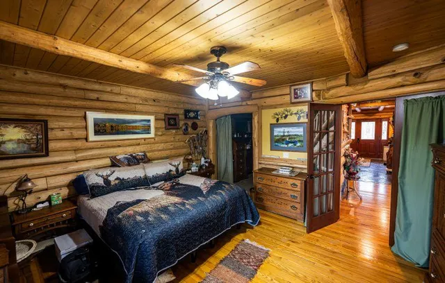 $1,750,000 | 8912 Echo Valley Trail, Atlanta, MI 49709