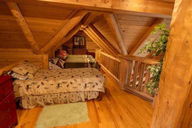 $1,750,000 | 8912 Echo Valley Trail, Atlanta, MI 49709