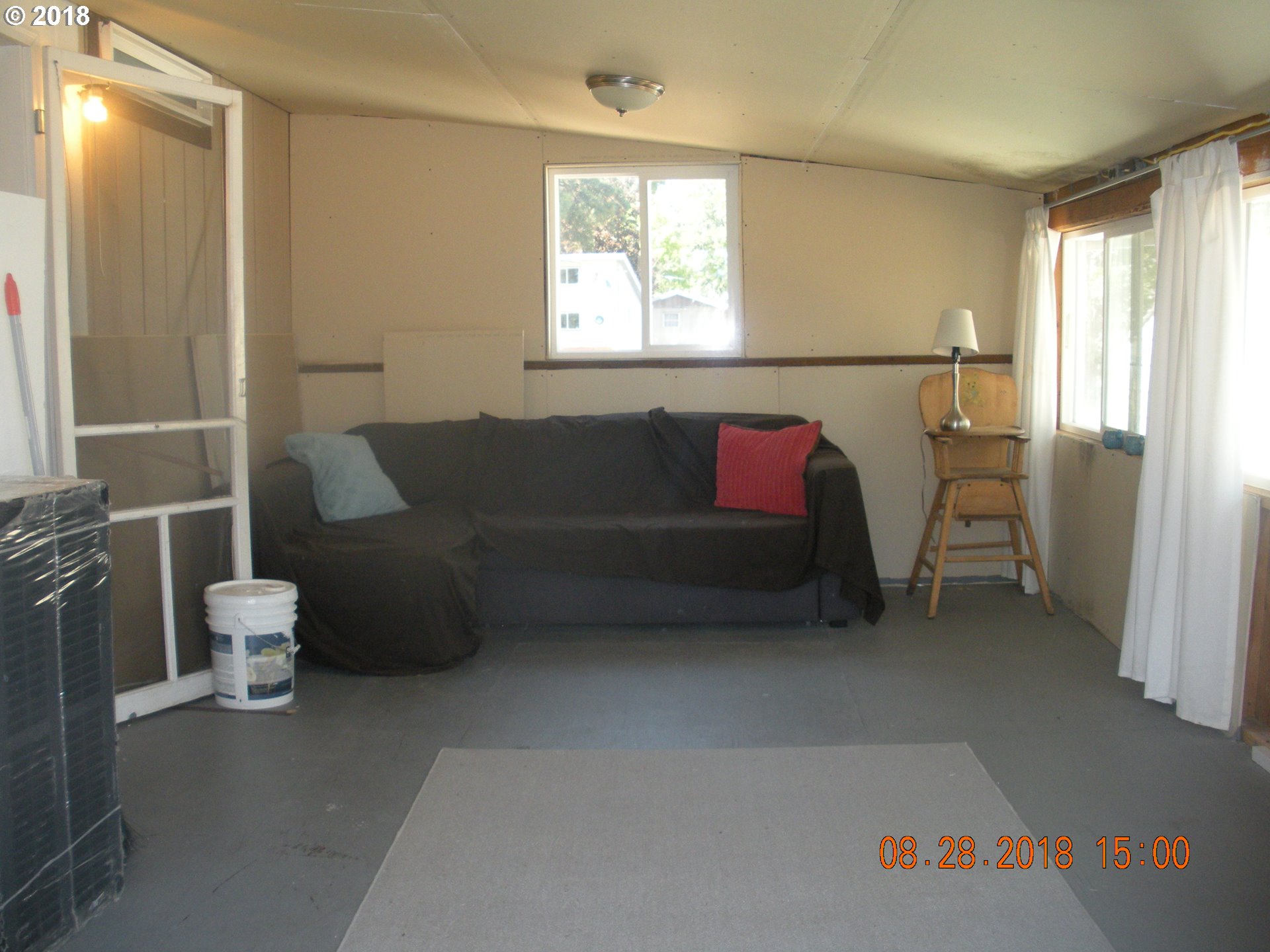 213 South Oak Road Wamic, OR 97063 - Photo 14 of 30 Gallery Image 14