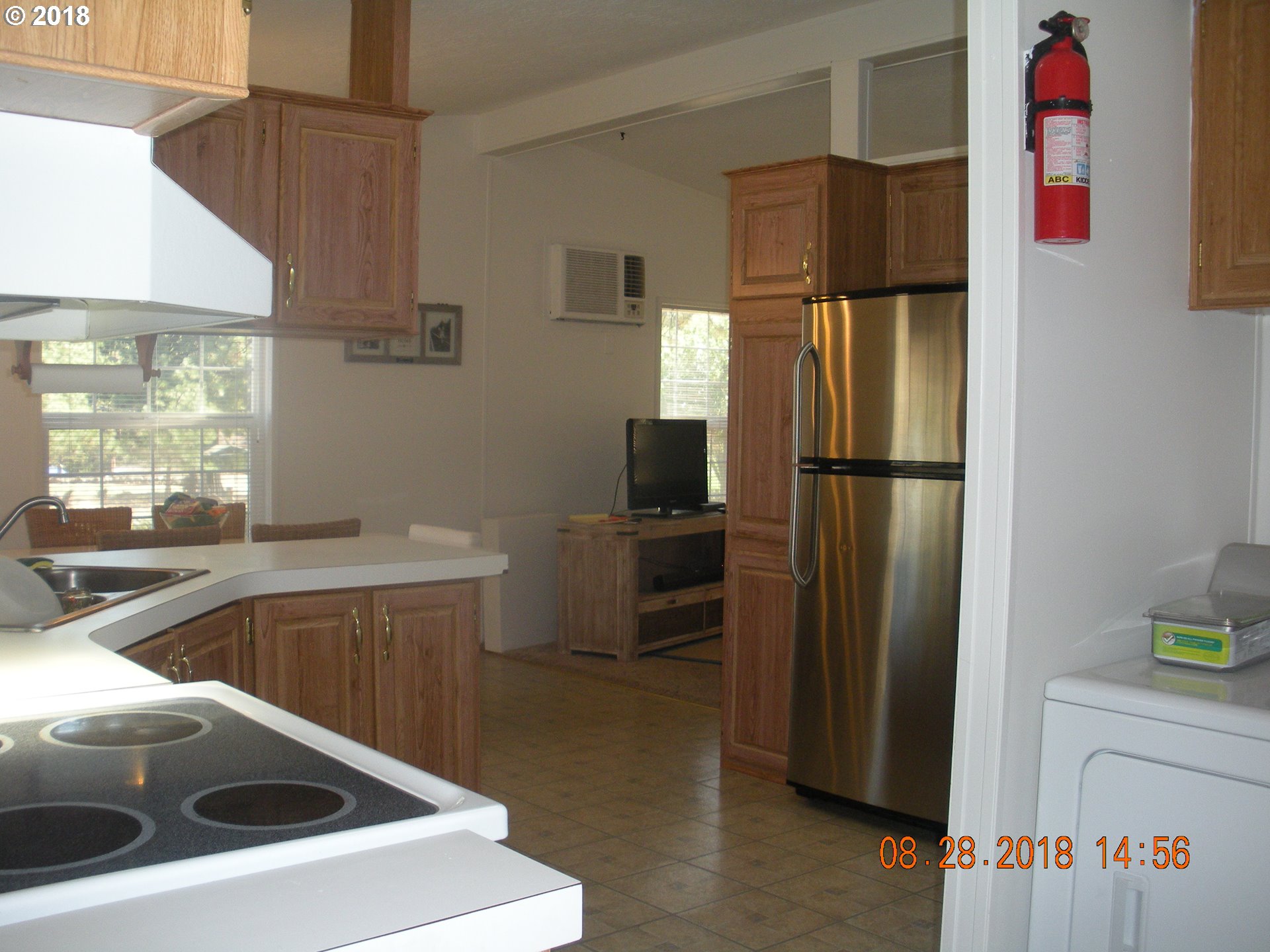 213 South Oak Road Wamic, OR 97063 - Photo 8 of 30 Gallery Image 8