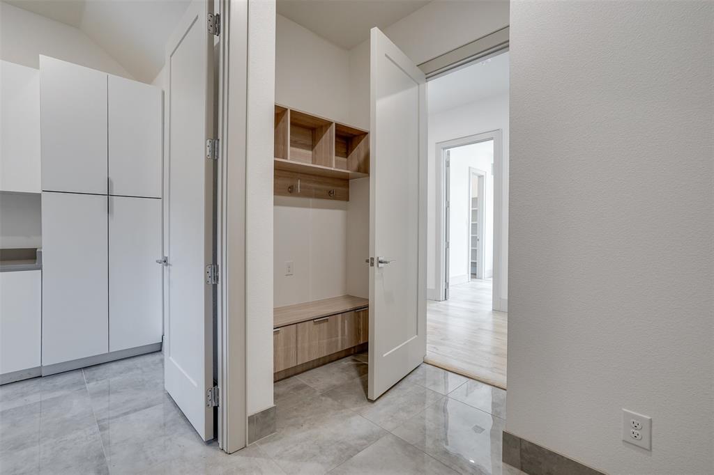 3732 Valley Ridge Road Dallas, TX 75220 - Photo 21 of 35