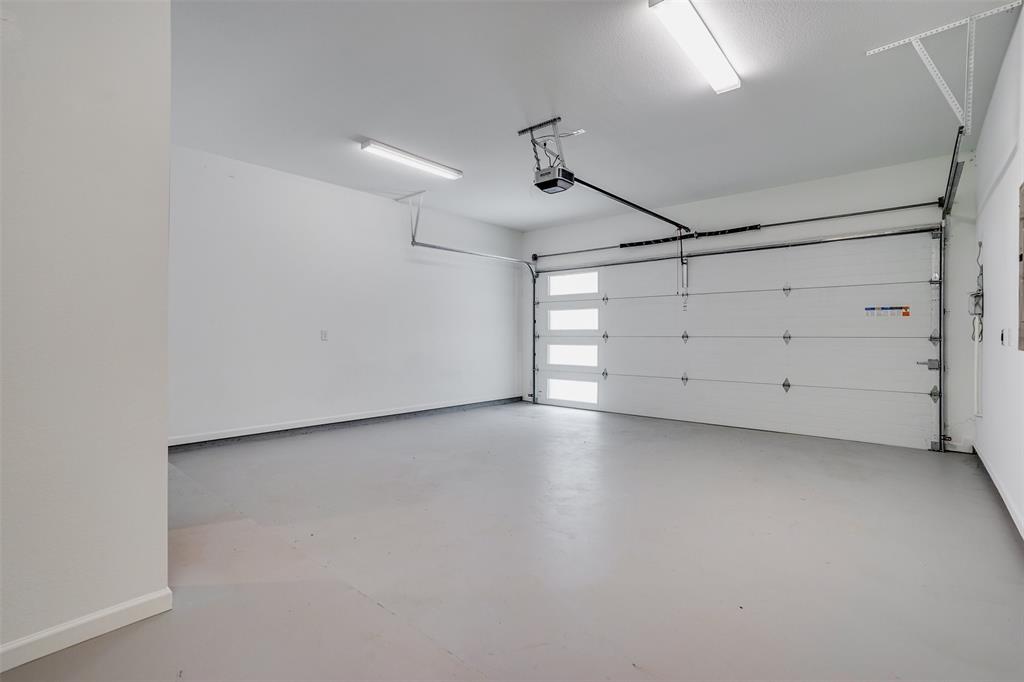 3732 Valley Ridge Road Dallas, TX 75220 - Photo 29 of 35 View of garage