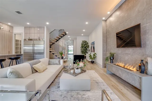 $15,500 | 3732 Valley Ridge Road, Dallas, TX 75220