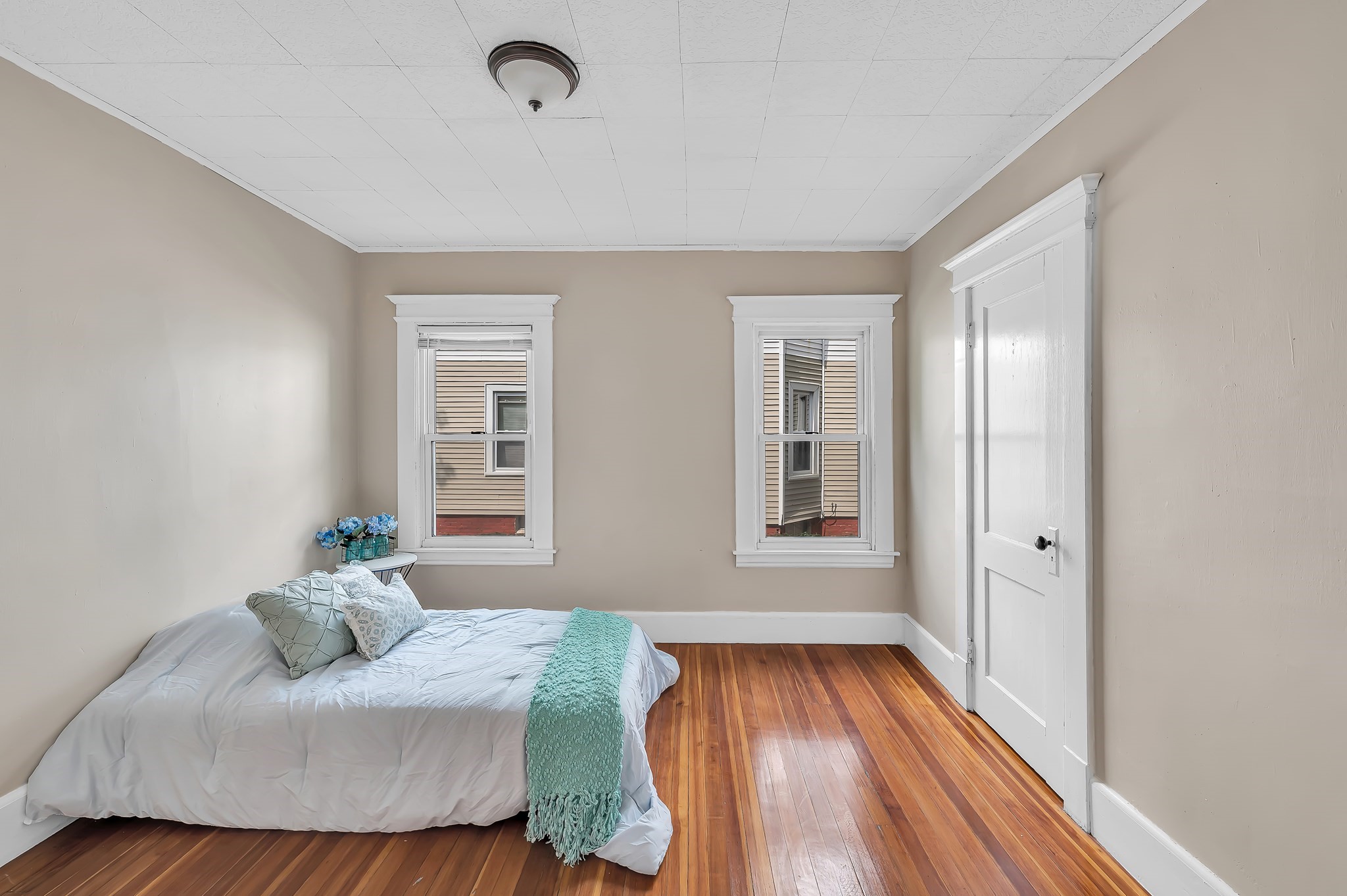 201-203 College Street Springfield, MA 01109 - Photo 14 of 39 Gallery Image 14