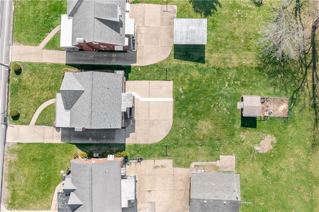 220 McClelland Road Canonsburg, PA 15317 - Photo 38 of 38 an aerial view of a house with garden space and street view