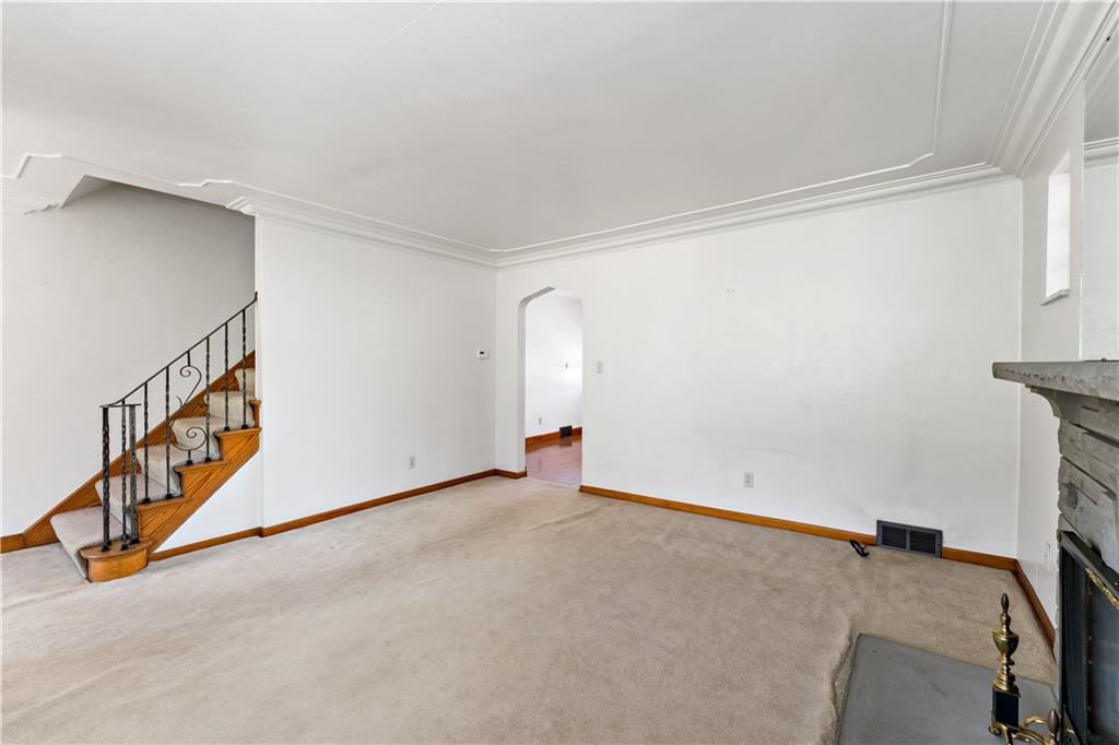 220 McClelland Road Canonsburg, PA 15317 - Photo 5 of 38 an empty room with windows